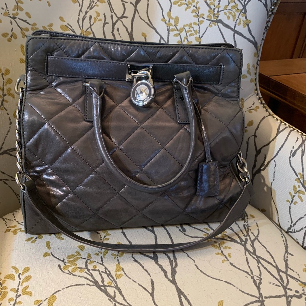 Michael Kors large gray quilted leather bag. EUC - like new.